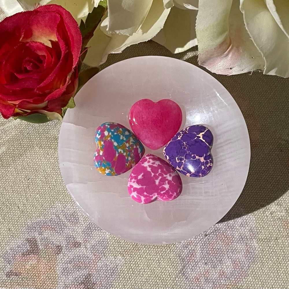 Calcite Bowl w/4 hearts 🩷